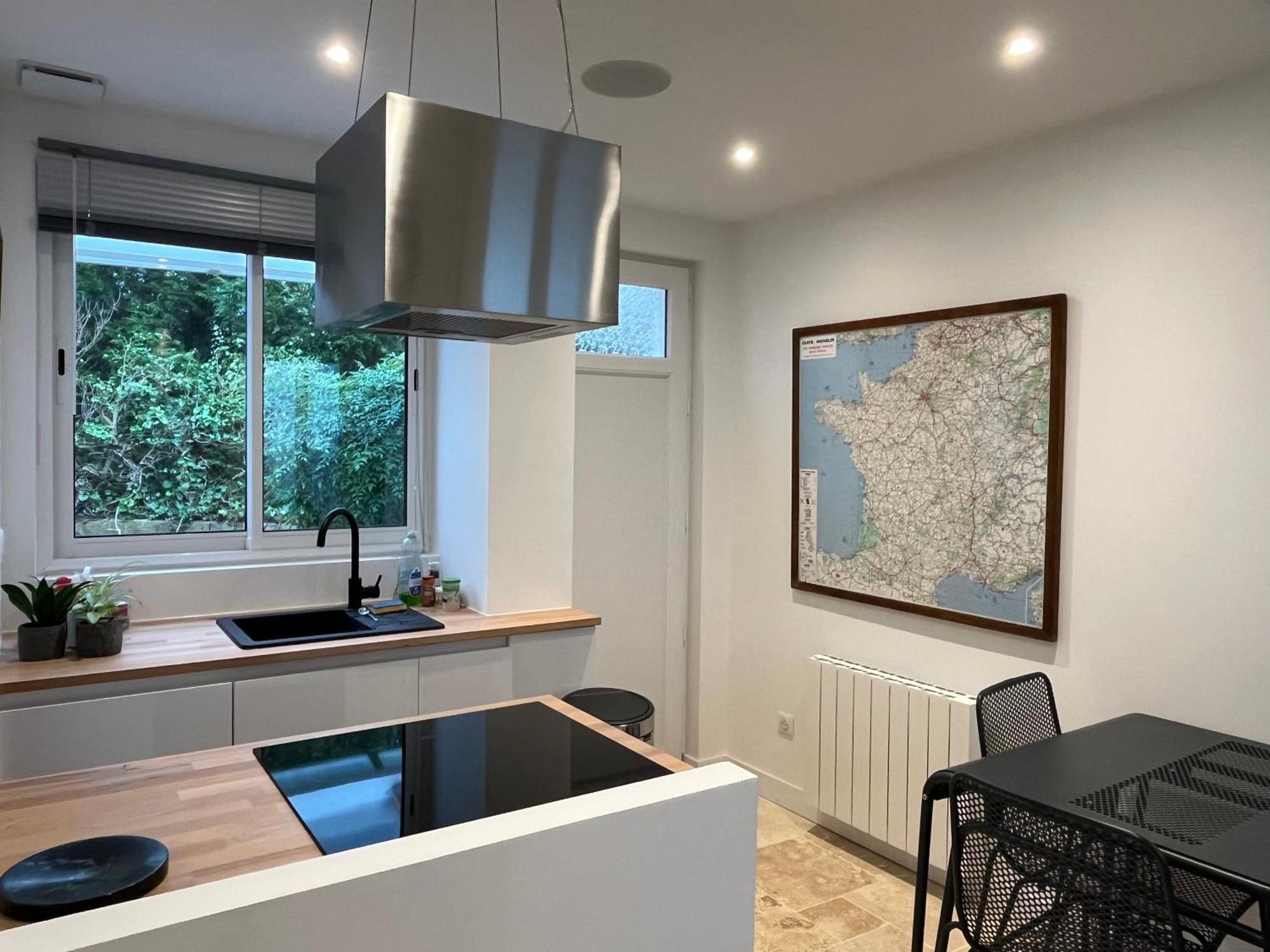 Loft Avec Terrasse Et Jardin Apartment Angouleme Luaran gambar